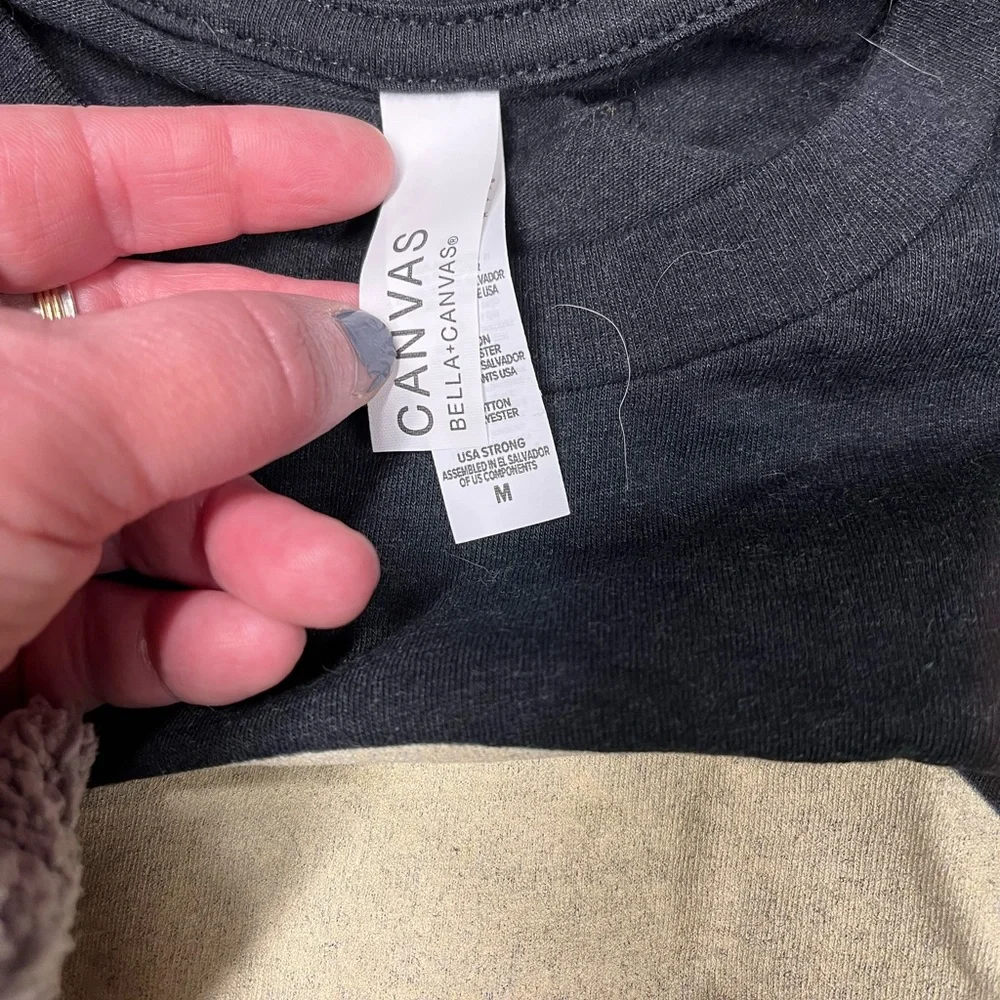 NWOT T Shirt - Picture 3 of 4